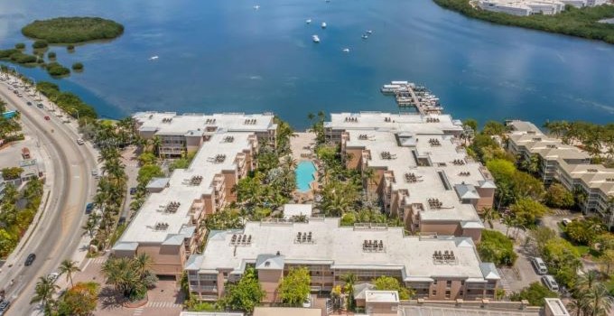 Beachside Resort